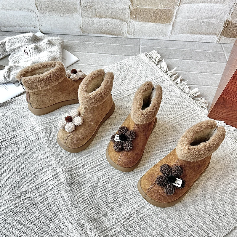 

Children Short Boots Back Zipper Girls Princess Boots Sweet Flowers 2026 Brand New Kids Casual Boots Round Toes Versatile Soft