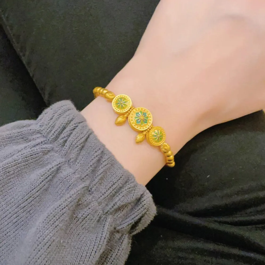 

Vintage enamel 9999 24K real gold bracelet women's light luxury high sense of all the temperament retro art national wind bracel