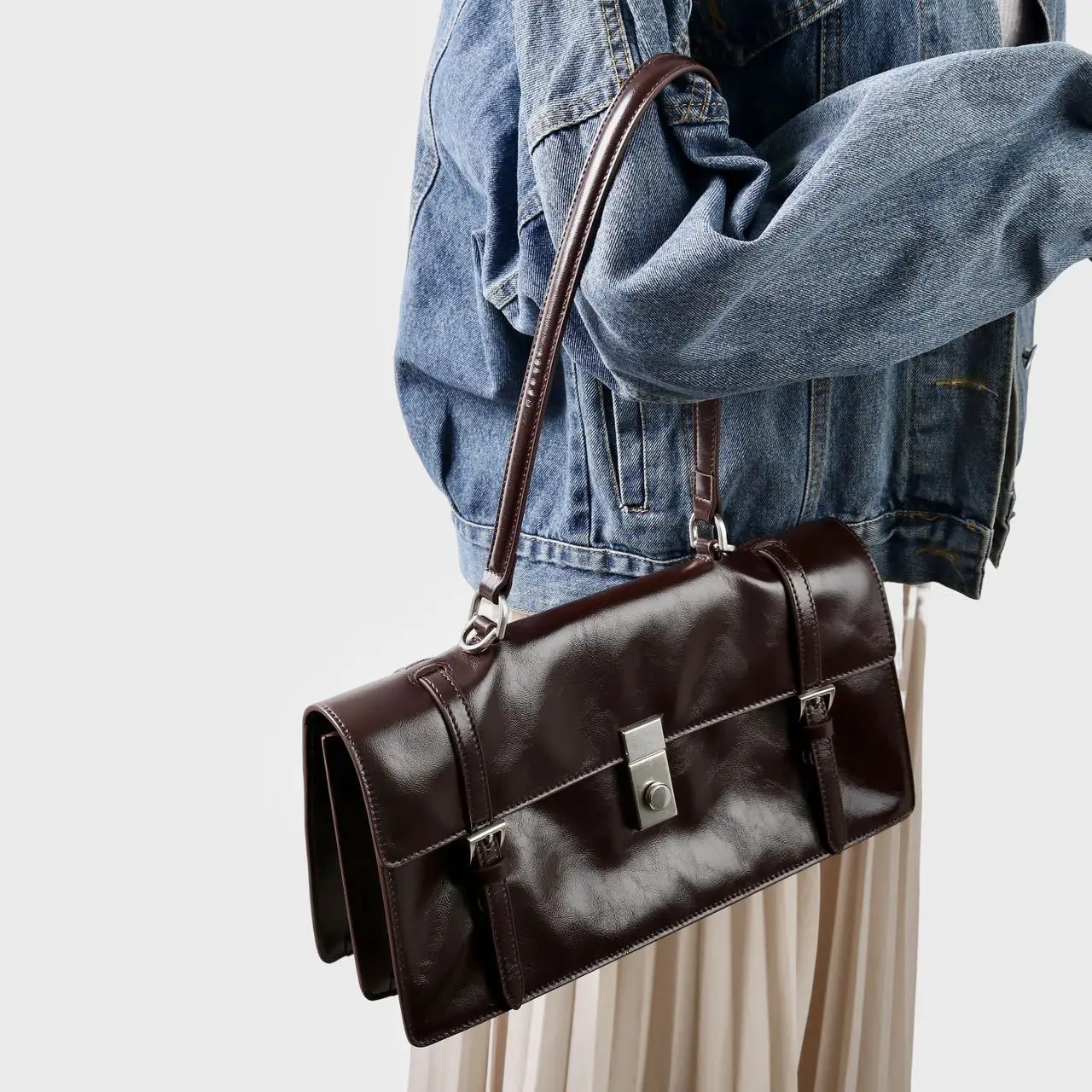 

Side Bags for Woman 2025 New Top Layer Cowhide Postman Briefcase Oil Wax Genuine Leather Underarm Bag Small Square Bag Tote Bag
