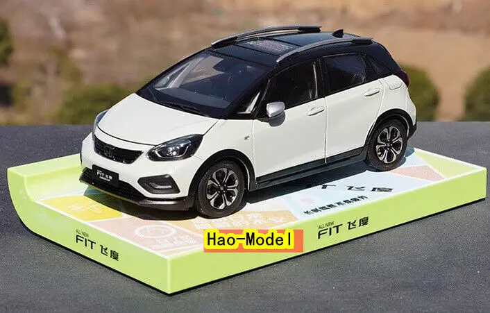 1:18สำหรับ GAC Honda Fit รุ่น2020รถ Diecast โลหะของเล่นเด็กเด็กชาย kado ulang tahun งานอดิเรกของสะสมเครื่องประดับสีฟ้า/ขาว