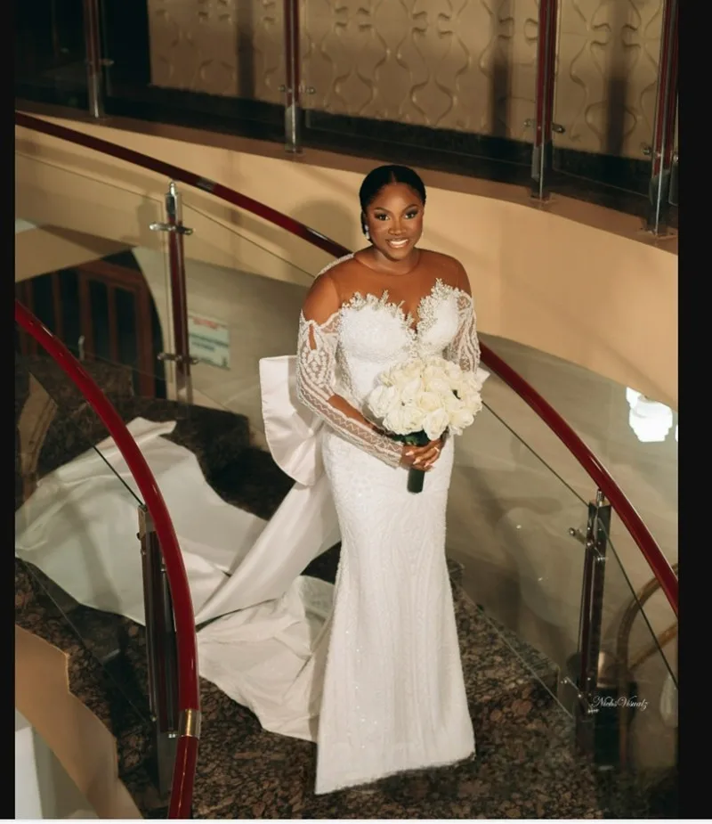 

Customized Scoop Neck Shinny Beads Lace Mermaid Wedding Dress with Bow Robe Mariée Long Sleeves Country Bridal Gowns