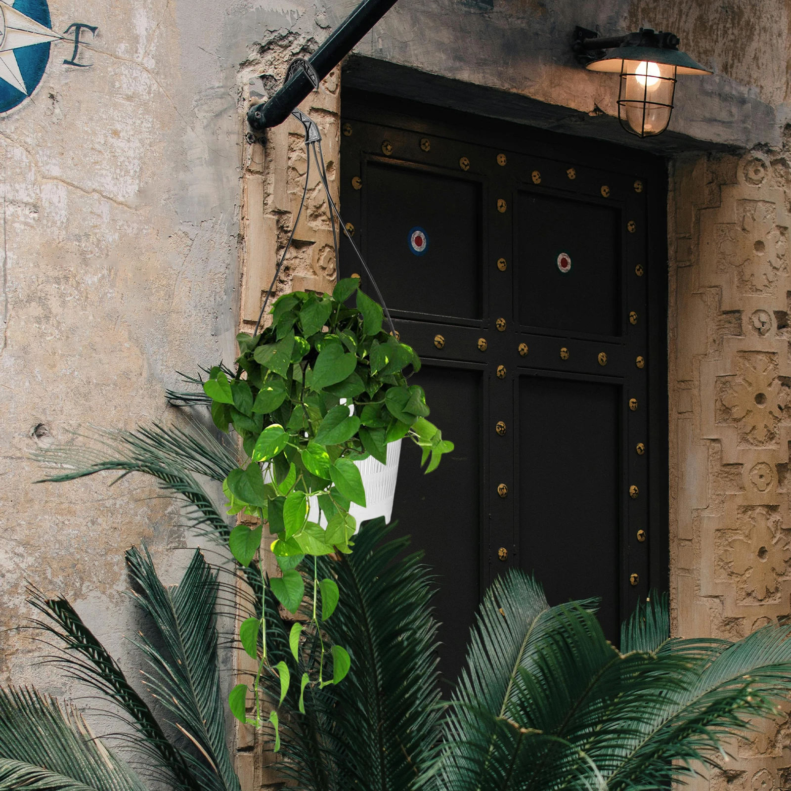 

4 Sets chid Pots Hanging Flower Pots Indoor Outdoor Small Planters Transparent Net Pot Black Hooks Balcony Garden Decor