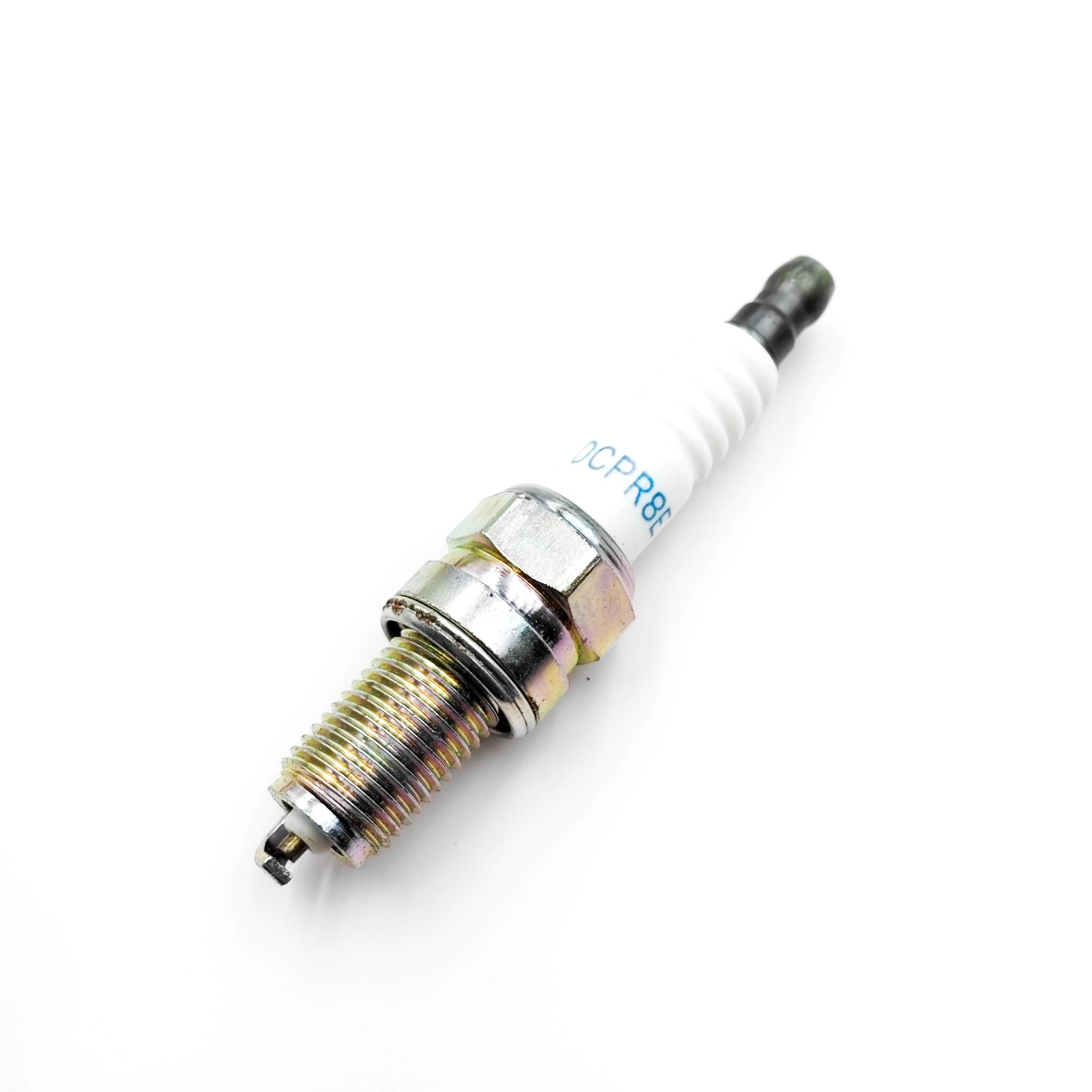 DCPR8E Spark Plug for Stels Guepard 650 800 850 Dominator 800V 370702-DCPE8E LU033371 LU029967 Russian Mechanics RM800 0120382