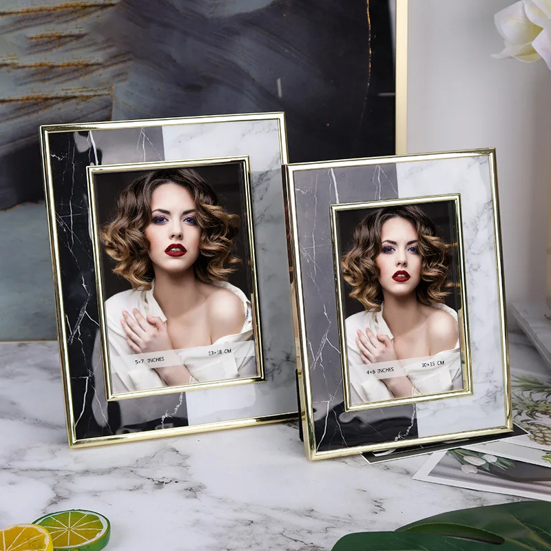 

Metal Photo Frame Black and White Marble Splicing Golden Border Home Desktop Storage Wall Decoration Picture