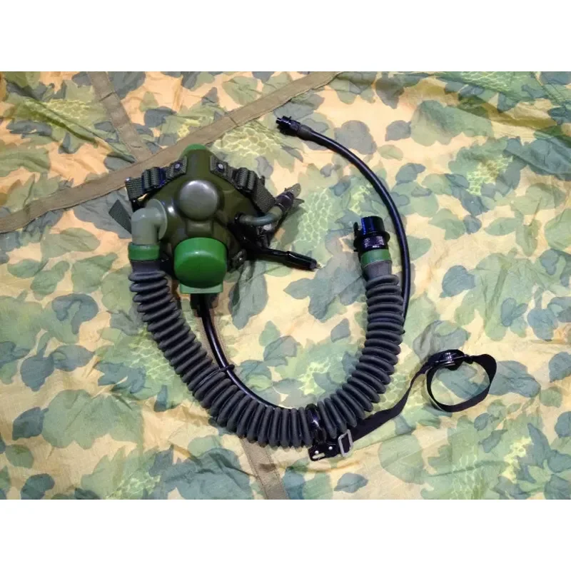 Aviation Oxygen Mask Flight Dust Respirator Adjustable Latch Helmet Compatible Protective Gear for Pilot Travel Safety Use