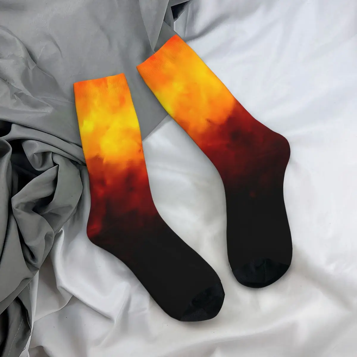 All Seasons Crew Stockings Dark Flame Gradient Graffiti Art Socks Casual Long Socks for Men Women Valentine's Day Gifts