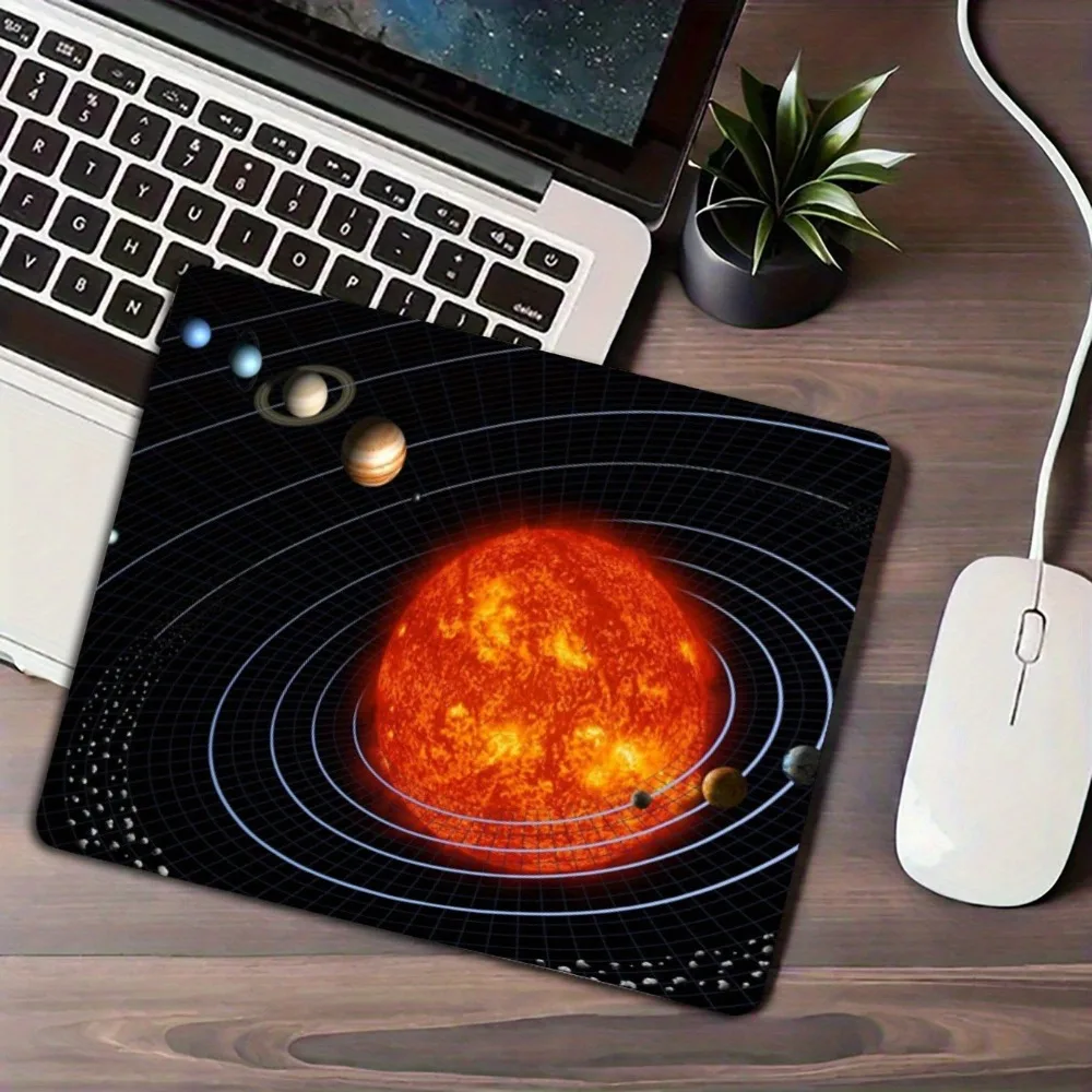 

The solar system design mouse pad is made of anti-slip and durable rubber, suitable for offices and gamers in portable size