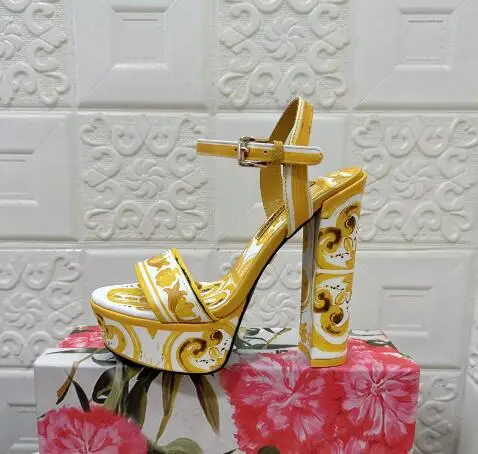 Carpaton Yellow Flower Printed Platform Sandals Summer Open Toe Ankle Strap Women Shoes  Chunky Heels 14cm Dress Shoes