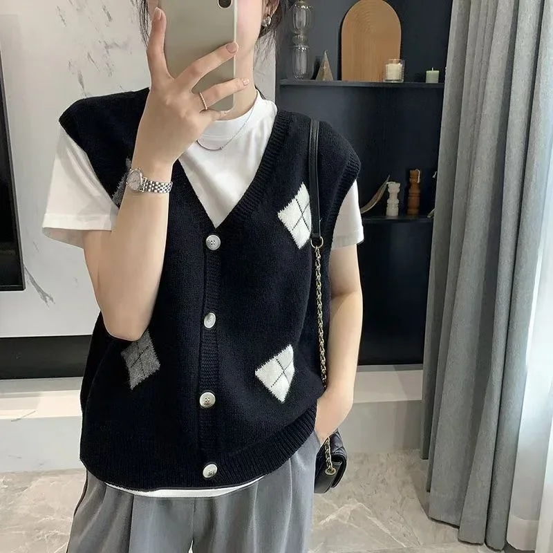

Vintage Plaid Knitted Vest Cardigan Fashion Women Clothes Casual Loose Sweater Sleeveless Vest Autunm Winter Button Tops 28352
