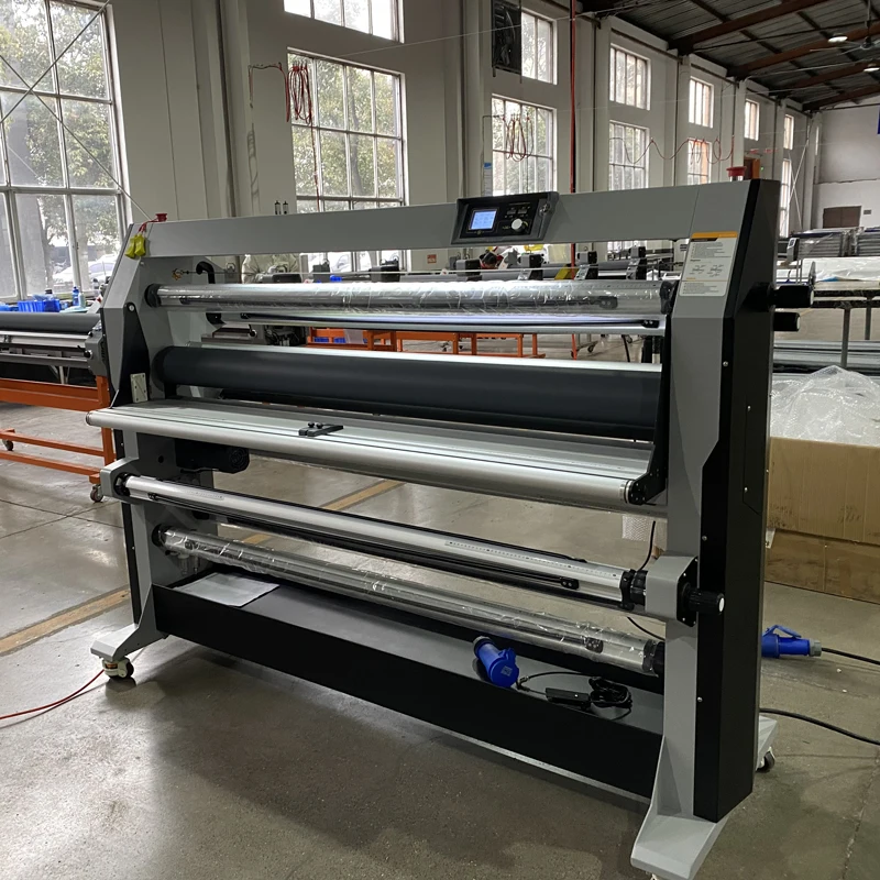 1700-D2 1600mm Vinyl Automatic Laminator Hot And Cold Laminating Machine With 3 Cutters
