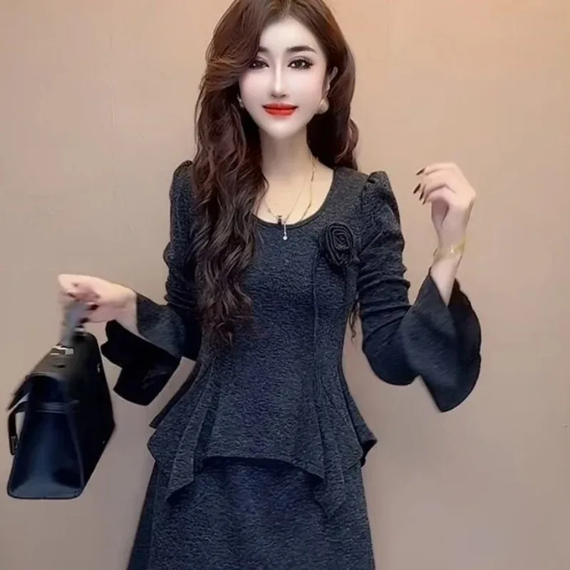 Стильный костюм для женщин осенью, новый трехмерный топ с цветочными рукавами-трубой для похудения, короткая юбка, дизайн из двух частей