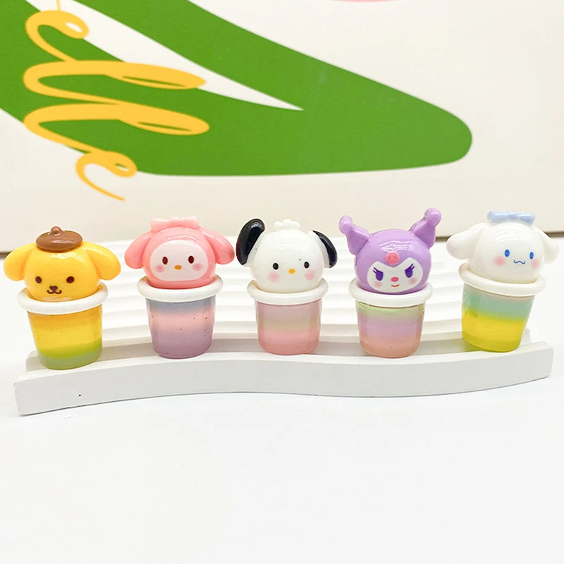 Mini taza de gelatina con degradado luminoso, adorno Kawaii, Kuromi, My Melody, Cinnamoroll, Micro paisaje, Interior del coche, decoración del hogar