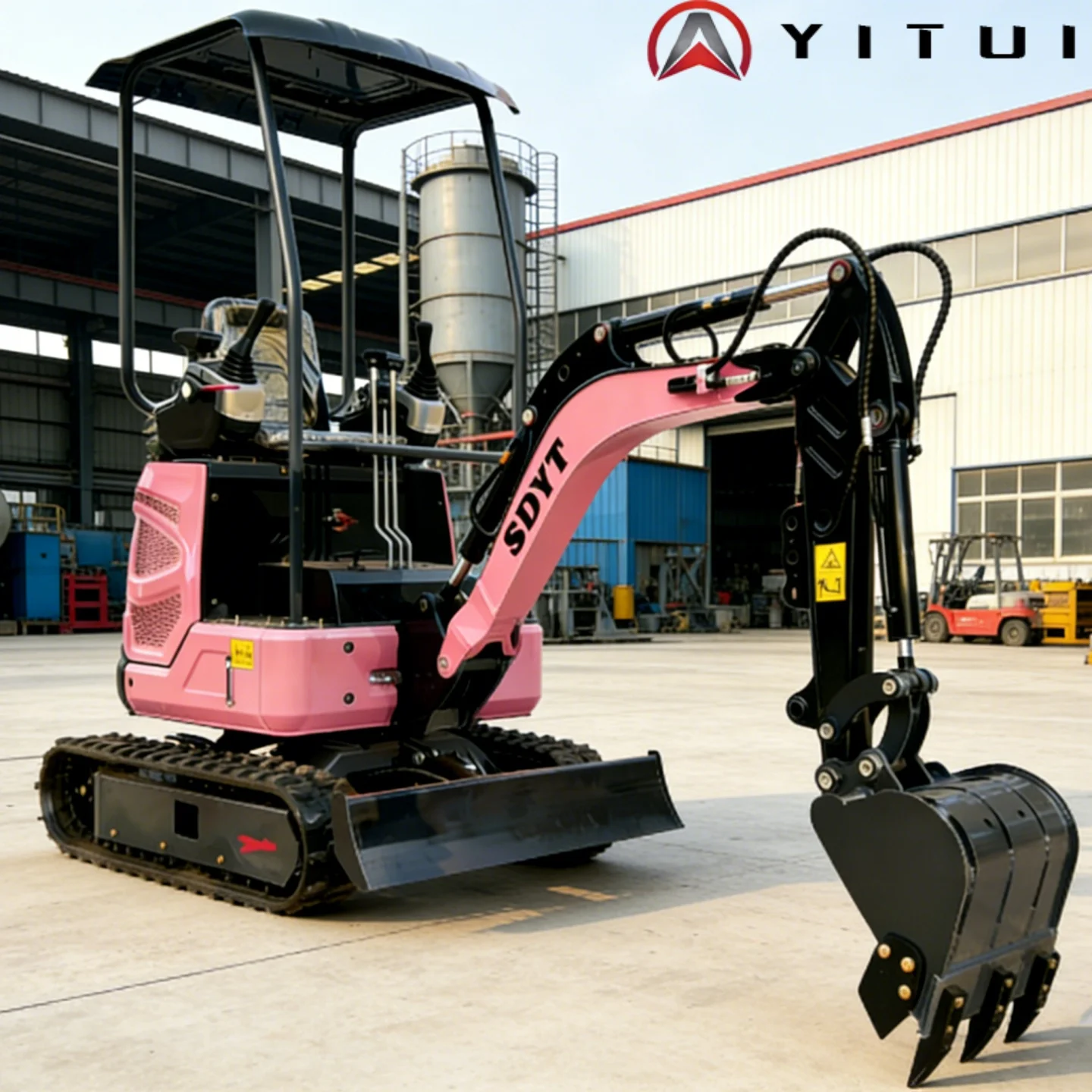 Customized 2.0t Mini Excavator With Powerful Engine High Working Efficiency Low Noise CE Approved Mini Digger