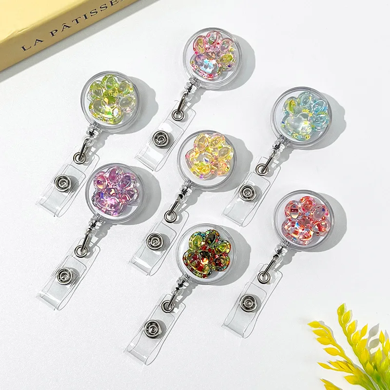 لطيف شفاف ثلاثية الأبعاد القط باو شارة بكرة للنساء قابل للسحب عامل حامل بطاقات التعريف الشخصية ممرضة اسم العلامة شارة حامل مكافحة فقدان كليب