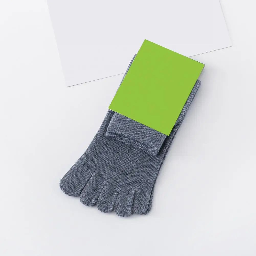 جوارب رياضية للرجال مانعة للانزلاق وممزوجة بالقطن ، مرونة عالية ، امتصاص العرق ، ارتداء يومي ، أنبوب متوسط ، زوج واحد