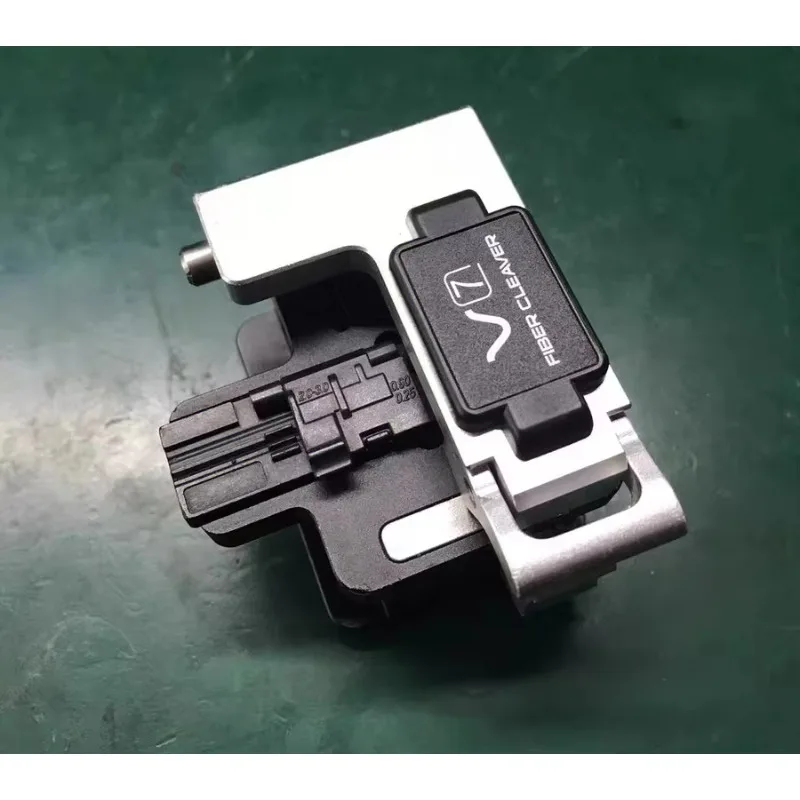 Used Second Hand High Quality High Precision Fiber Cleaver V7 For Fusion Splicer Welding Machine