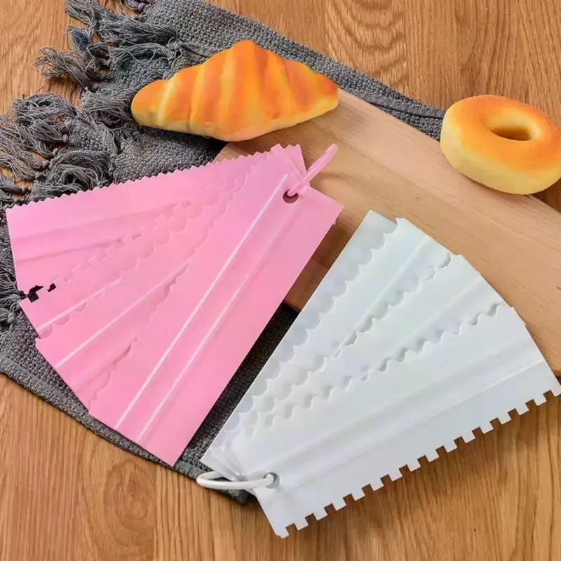 4pcs Cake Decorating Comb Cake Spatula Cream Decoration Pastry Paint Comb Dough Cutter Bakeware Double-Sided Cake Scraper
