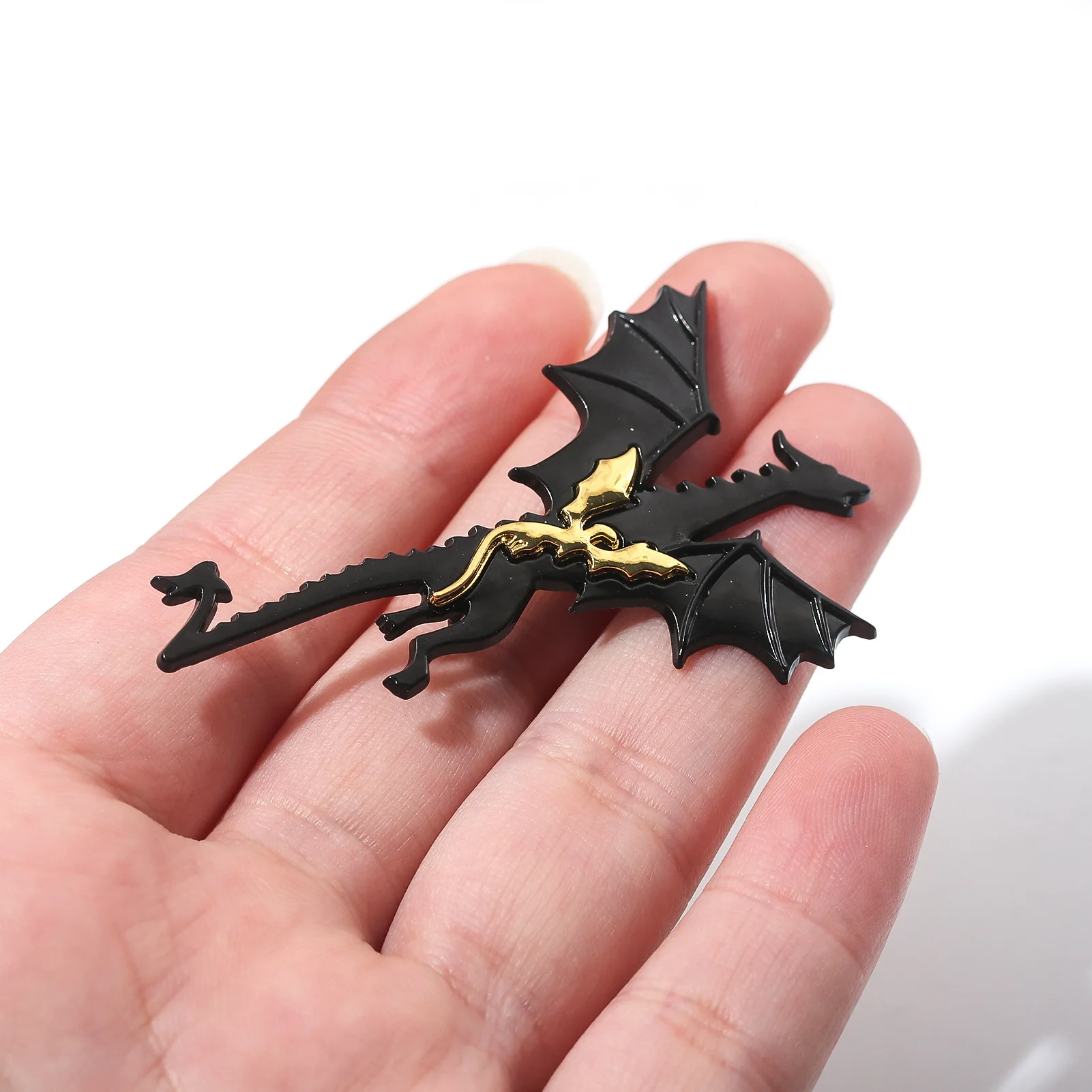 Fourth Wing Black Dragon Keychain Brooch Pendant Car Keychain Hand Jewelry For Men And Children Gift Accessories wholesale