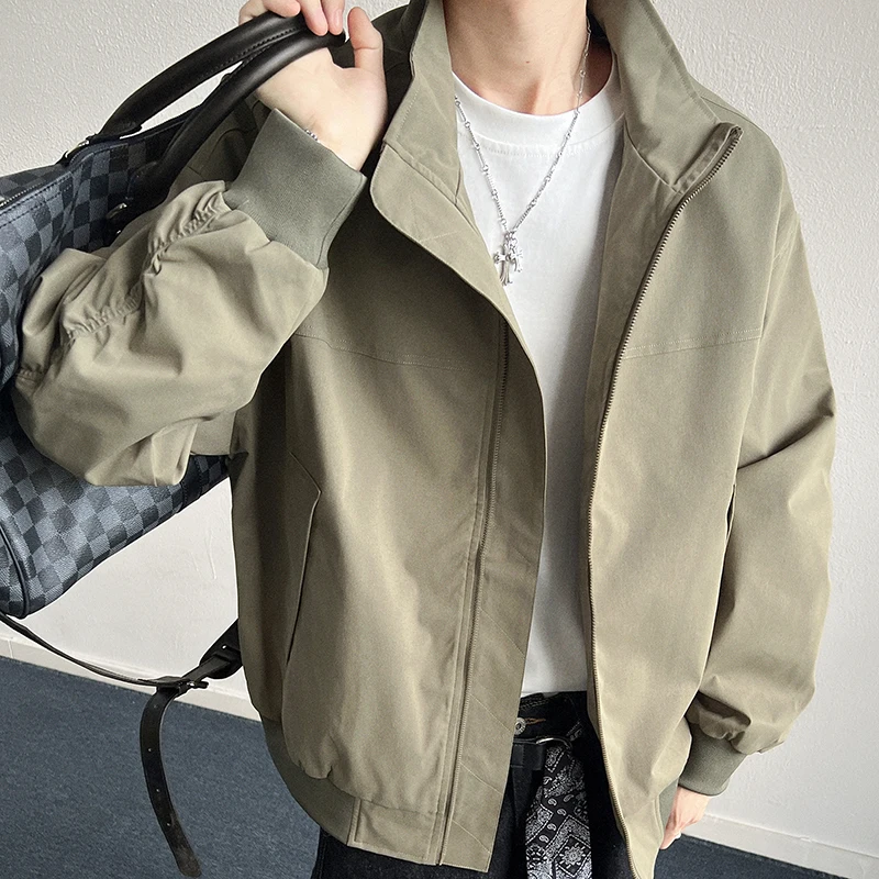 

The Latest Outdoor Workwear Jacket with A Trendy Style, Including A Mountain Style Casual, Versatile, Fashionable Jacket for Men