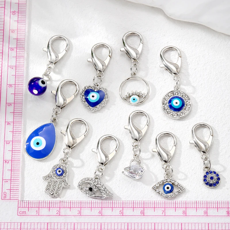 Metal Zircon Blue Eye Hamsa Hand Keychain Pet Pendant Keyring Retro Heart Turkey Evil Eye Fatima Hand Bag Box Earphone Accessory