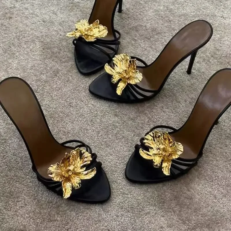 

2025 New Summer Metal Three Dimensional Flower French Elegant Fashion Sandals Women's Fine Heels High Heels Slippers