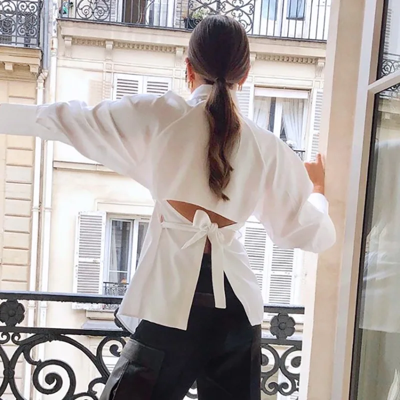 قميص ربيعي بسيط موضة ربيع 2026 أبيض مجوف متوسط وطويل من الأسفل قميص نسائي ضيق بأكمام طويلة في مكان العمل #2