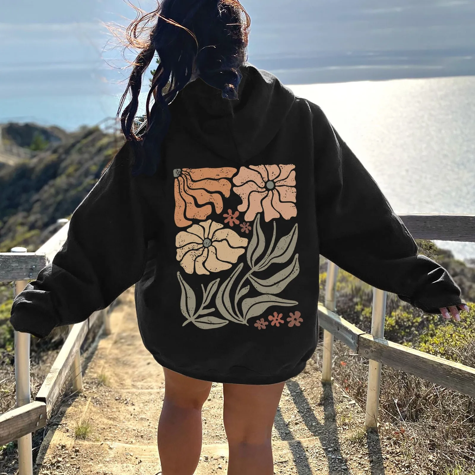 Korean Version Floral Manga Graphic Hoodies Aesthetic Sweatshirt for Men Women Long Sleeve Oversized Loose Streetwear Clothes