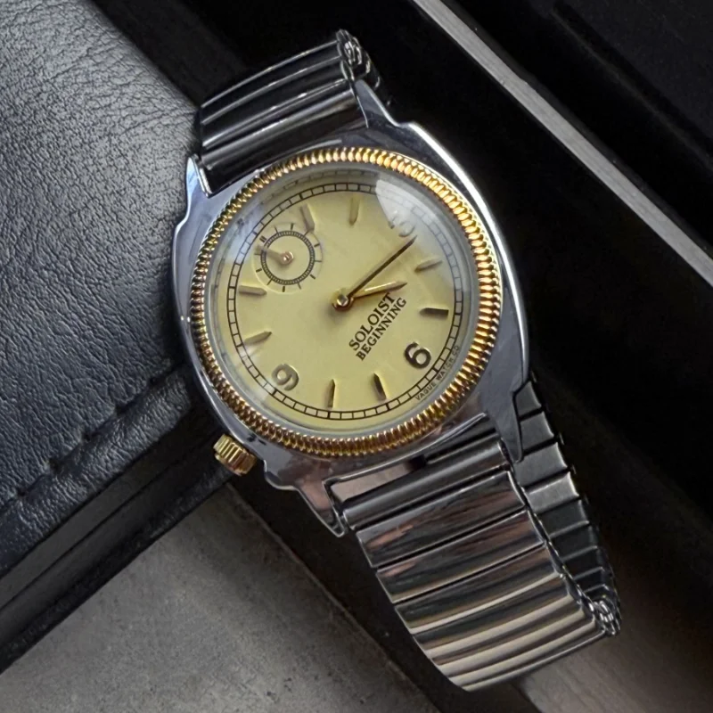 Orologio al quarzo da donna Serie stile vintage Diametro 35 mm e spessore 10 mm Bracciale a molla con due punti e mezzi 3 ATM