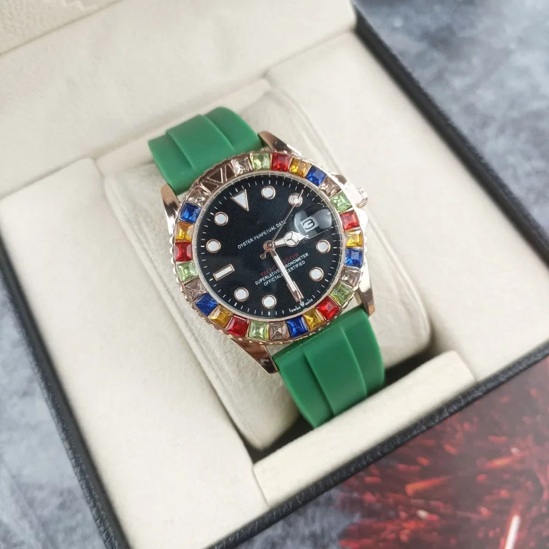 ساعة غوص Laojia بحزام سيليكون أصلي للرجال ساعة سيليكون مضيئة مقاومة للماء وغير ميكانيكية