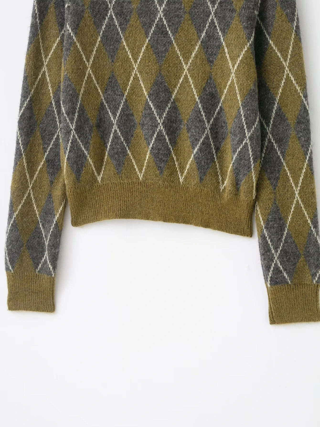 Nuovo abbigliamento invernale da donna in stile europeo e americano, temperamento casual, semplice polo in maglia di diamanti a maniche lunghe