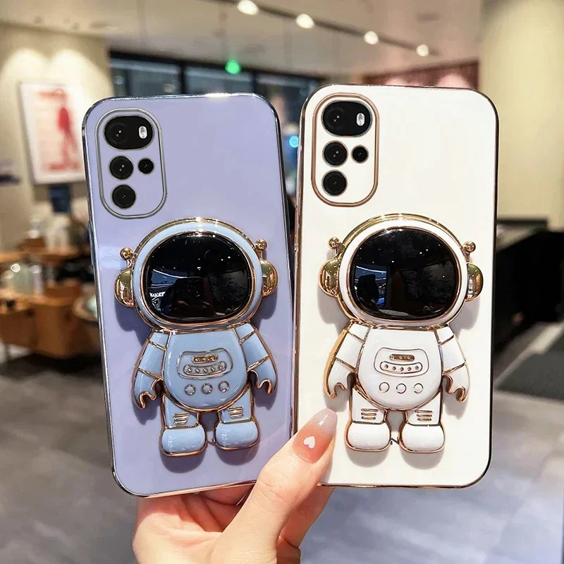 Case For Motorola Moto G22 G32 G52 G82 G13 G23 G53 G73 G10 G20 G30 G50 G60 G60S E13 E32 E22 Astronaut Phone Stand Silicone Cover