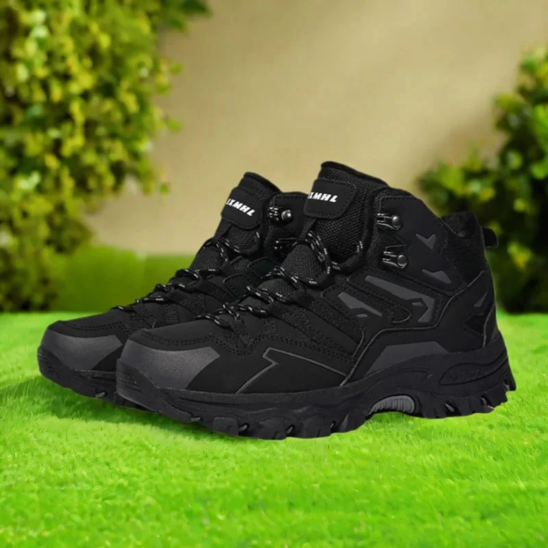 

2025 Winter New Women's Velvet Warm Hiking Shoes Waterproof Leather Women Mountain Climbing Trekkking Sneakers Botas Mujer