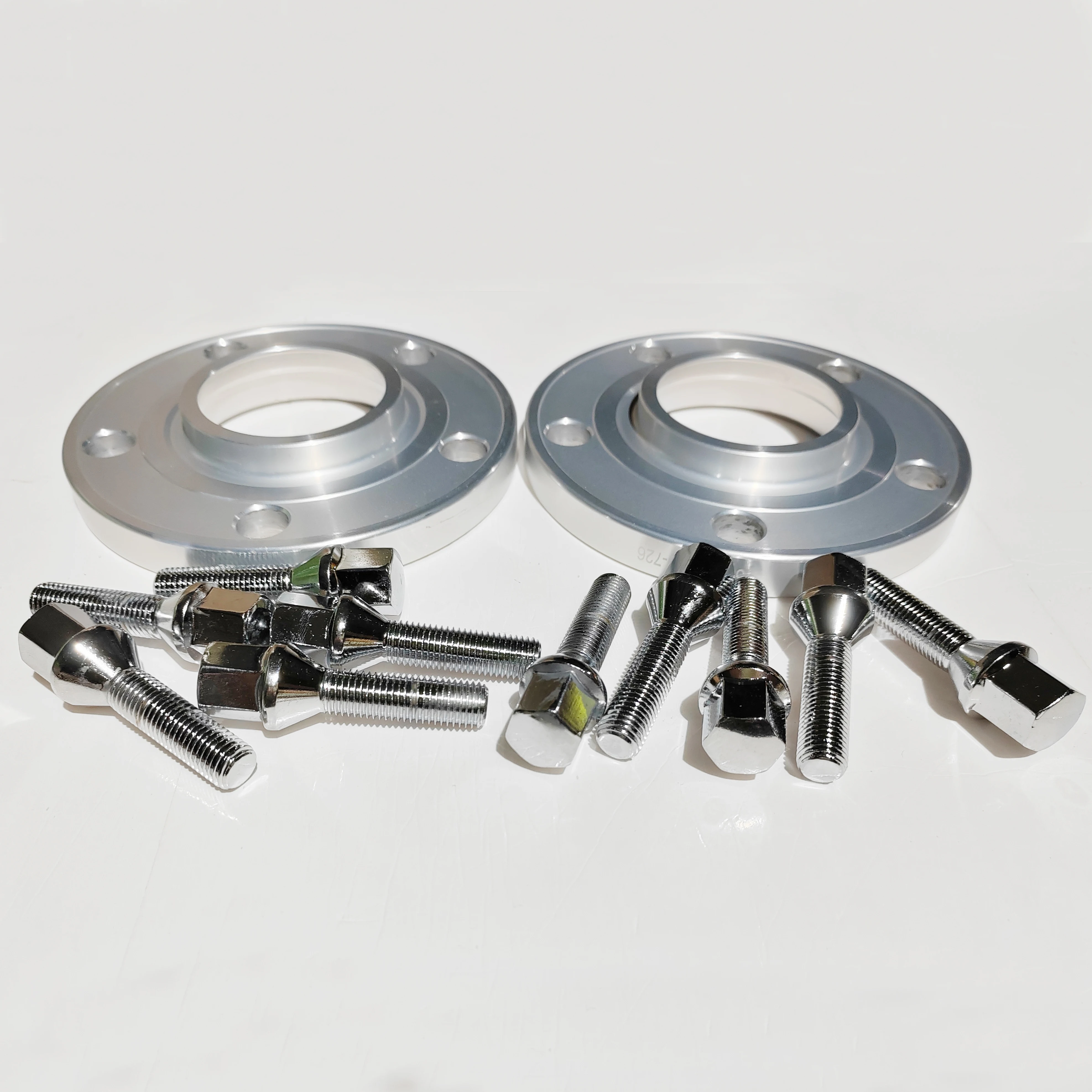 2pcs High Quality 5x120 72.6 Hub Centric Wheel Spacers +10pcs 12x1.5 Cone Thread Adapter for BMW E26 E28 E34 E36 E38 E60