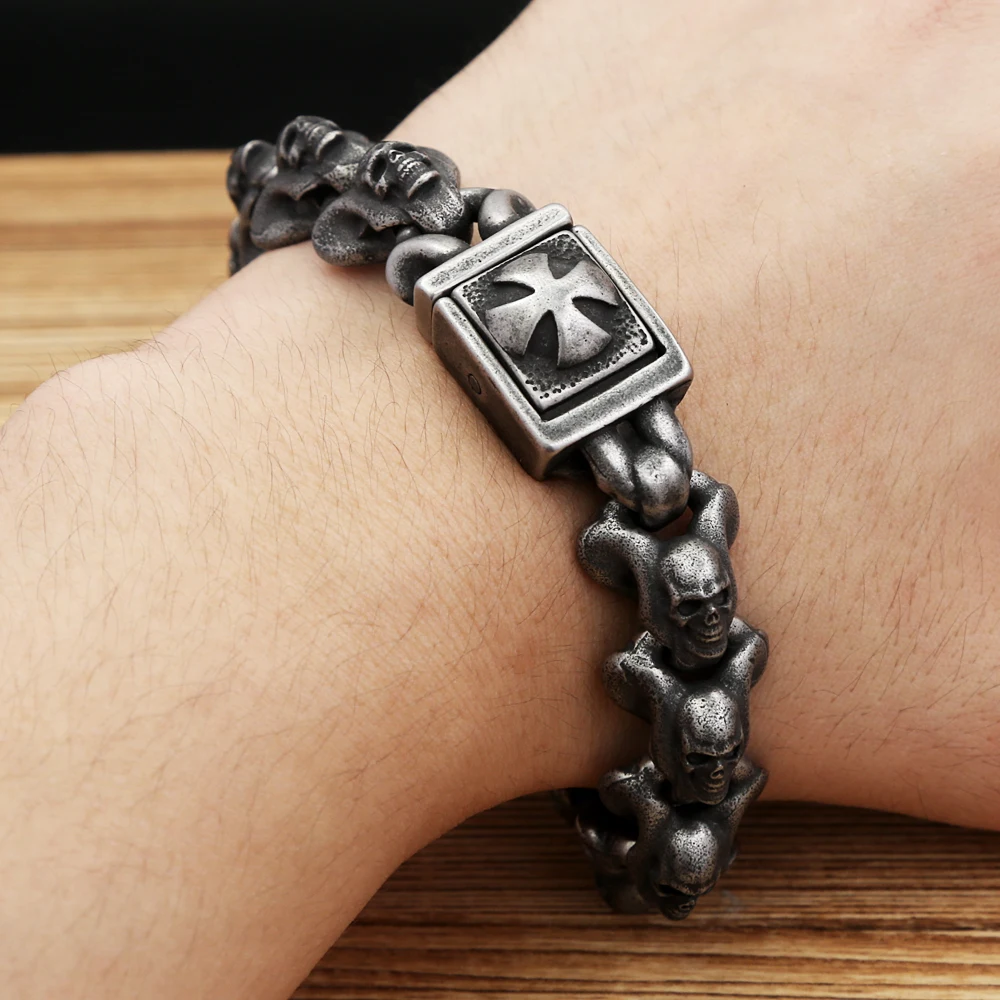 Gothic Vintage 316L Stainless Steel Cross Skull Bracelets For Men Punk Hip Hop Skull Bangles Motorcycle Amulet Jewelry Wholesale
