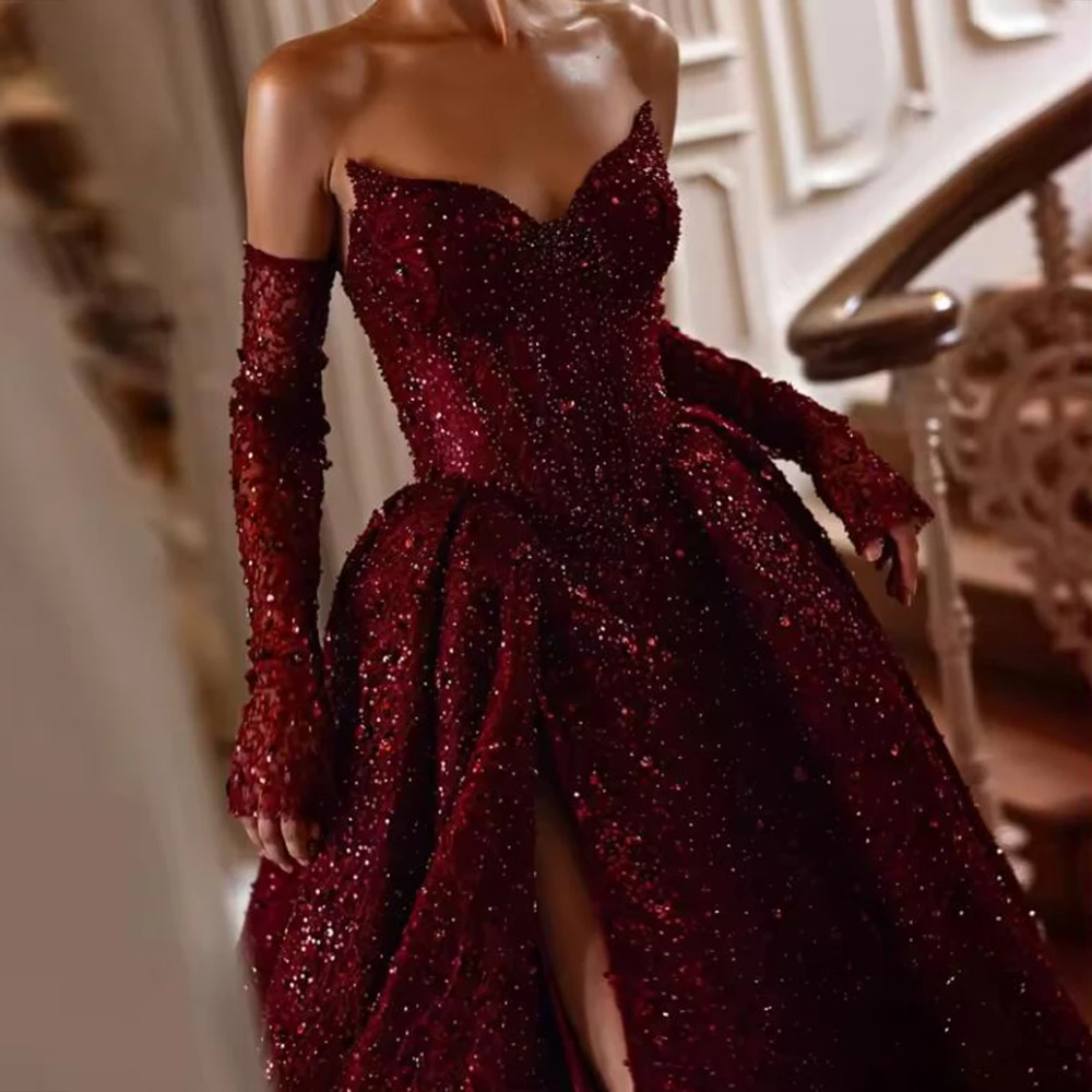 Weinrote Pailletten-Abendkleider für die Braut, rückenfrei, seitlich geteilt, A-Linie, Ballkleider, individuelle formelle Damen-Partykleidung für die Hochzeit