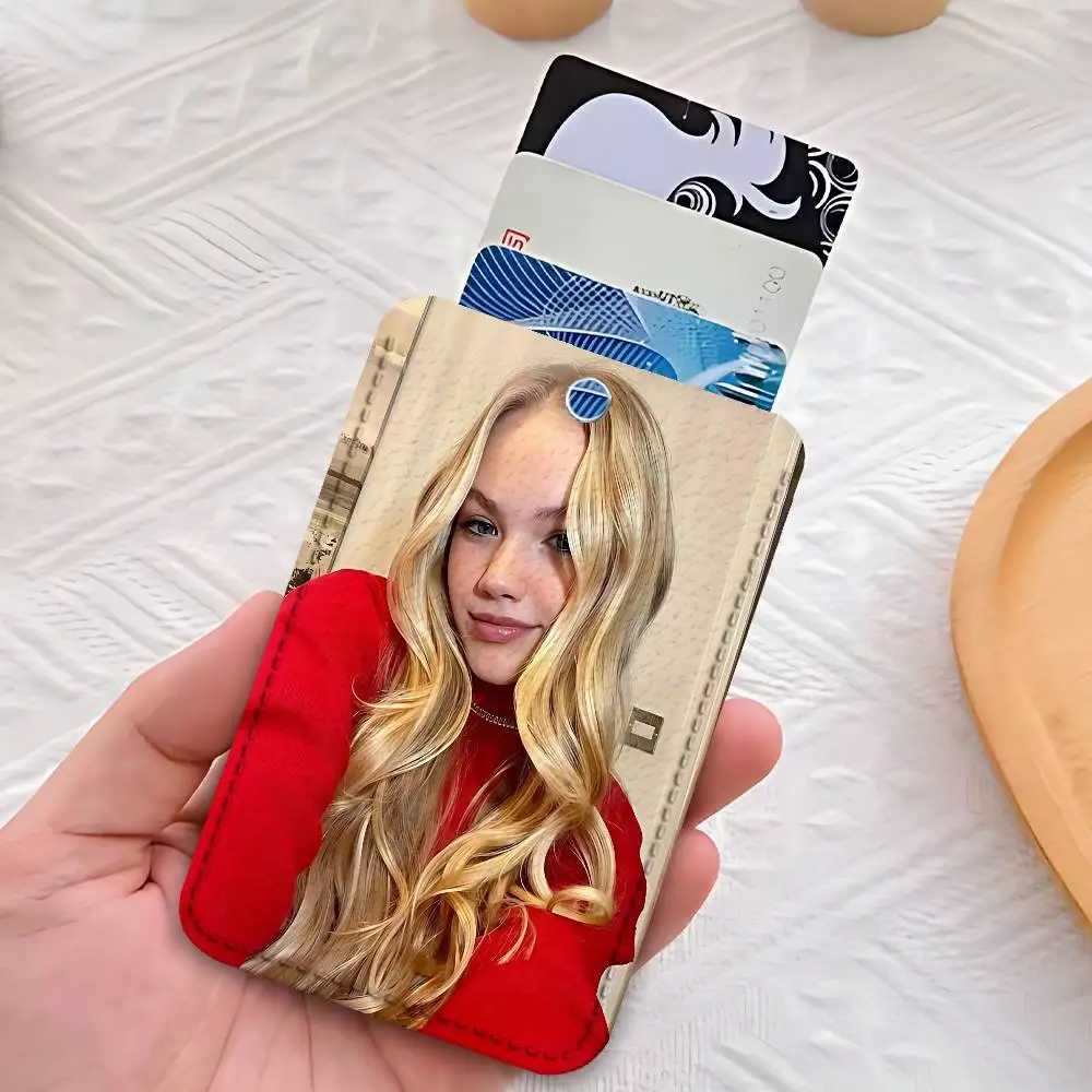 F-Freya S-Skye Singer Custom Access Card Case ซองใส่บัตรหนัง ซองใส่บัตรสำหรับเดินทาง ของขวัญ