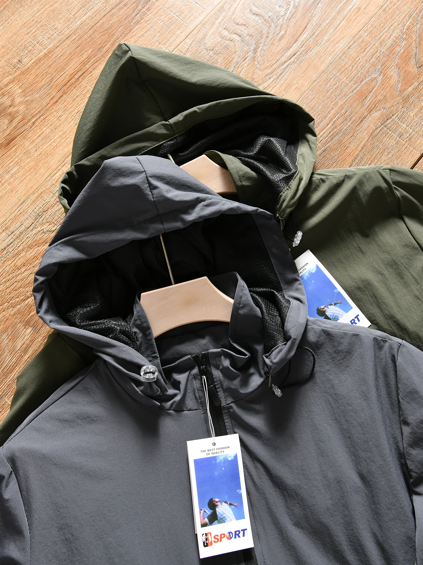 Comfortable Four-Way Stretch Waterproof Spring Autumn Men's Hooded Sports Jacket Breathable Casual Style Polyester Nylon Comp...