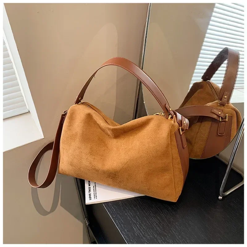 Suede Solid Color 2024 Autumn Hot Selling Handbag Zipper Versatile Fashion Shoulder Bag Soft Simple Popular Crossbody Bag