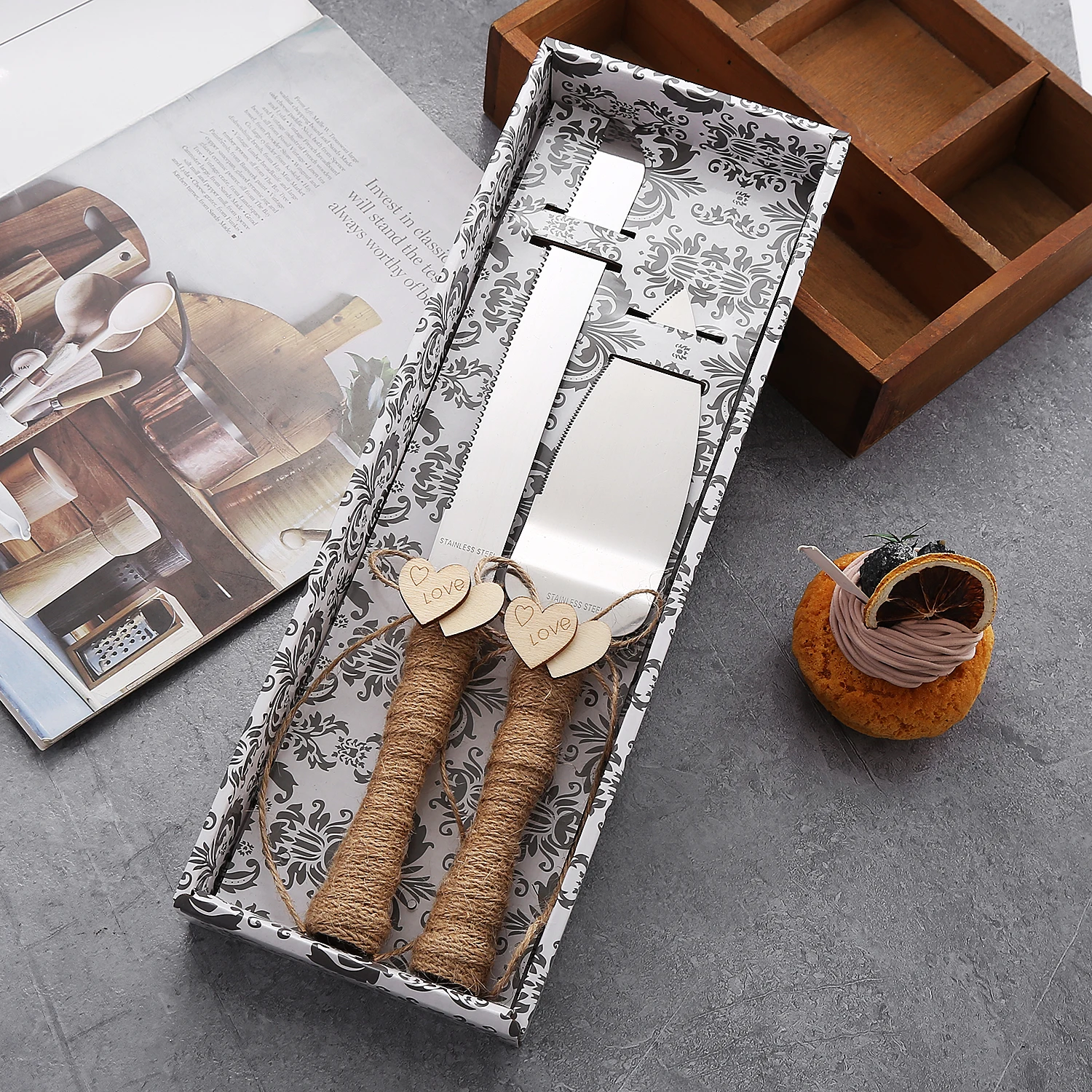 Sentimental natural hecho a mano cuerda de cáñamo amor pastel de boda cuchillo pala recuerdo de boda boutique caja de regalo