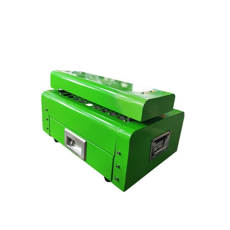 Cardboard carton expansion and cutting machine, logistics transportation packaging, express buffer filling corrugated paper skin