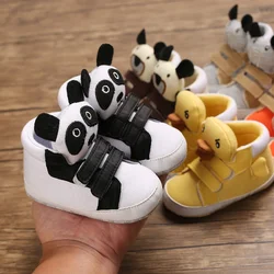 Chaussures en coton anti-alde pour bébés filles, chaussures pour bébés, semelle souple pour nouveau-nés, premiers marcheurs d'animaux de dessin animé, printemps et automne