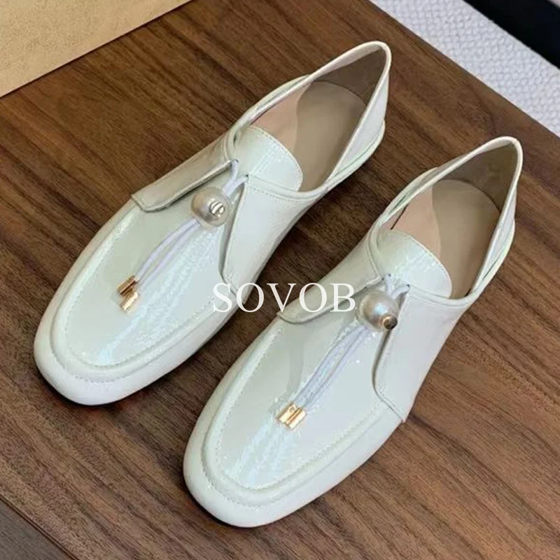 Women Patent Leather Crystal Bead Decoration Loafers Spring Autumn Round Toe Flat Single Shoes Daily Vacation Walking Shoes 2024