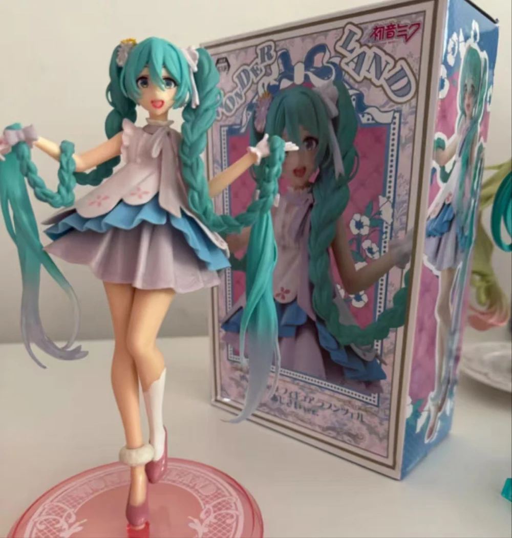 

Original in Stock Taito Hatsune Miku Wonderland Series Piapro Characters - Hatsune Miku Anime Figure Model Decoration Garage Kit