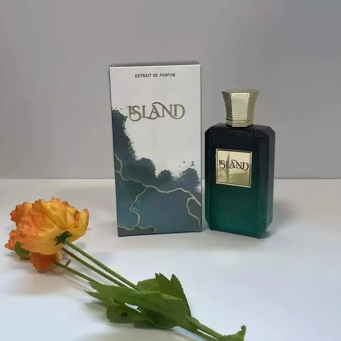 

ISLAND Fragrance: Ornate Gold Cap, Premium Long-Lasting Aroma for Daily Wear