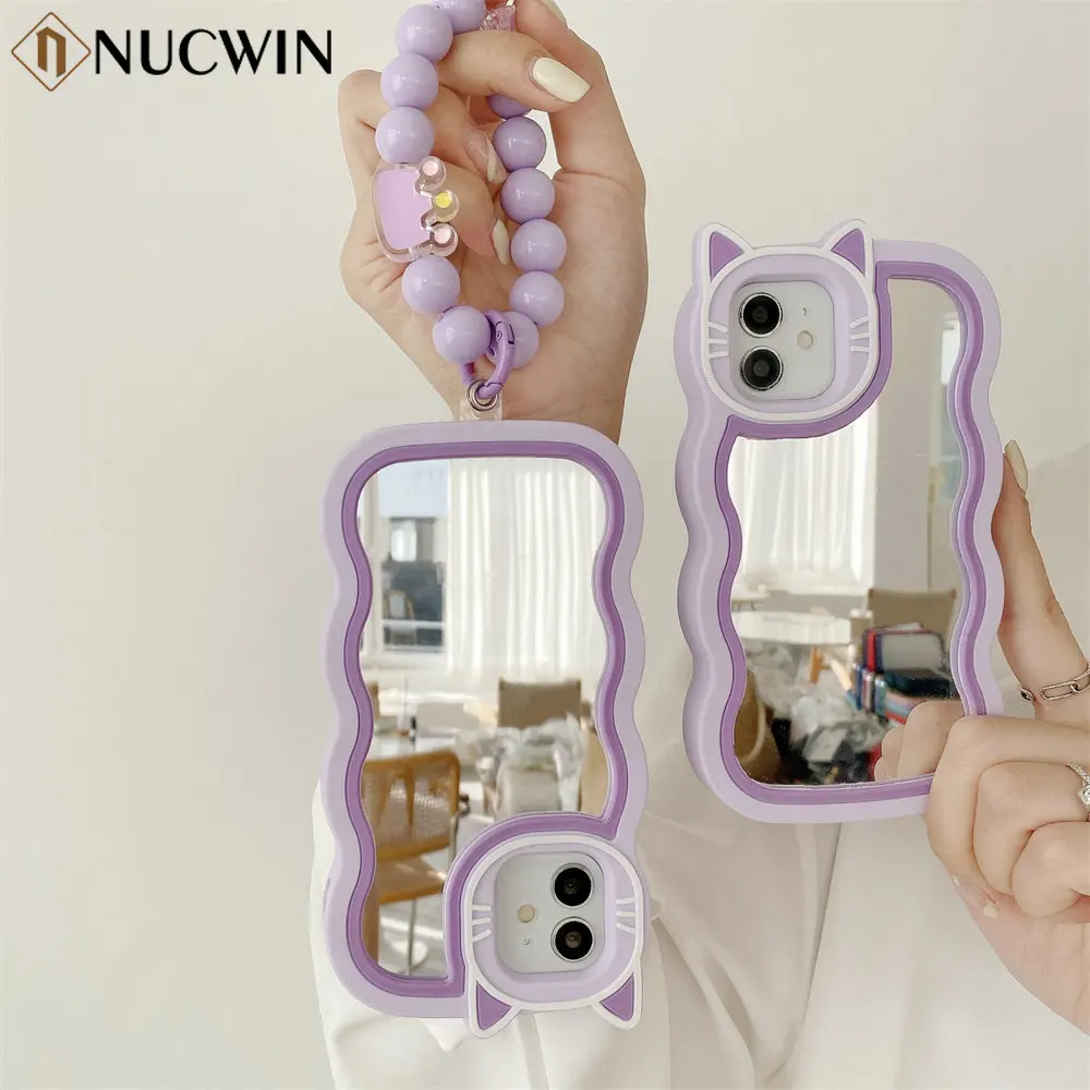 Cute Cat Mirror Bracelet Phone Case For iPhone 14 13 12 11 Pro Max Wrist Chain Curly Wave Make Up Cover For iPhone 14 Plus 14pro