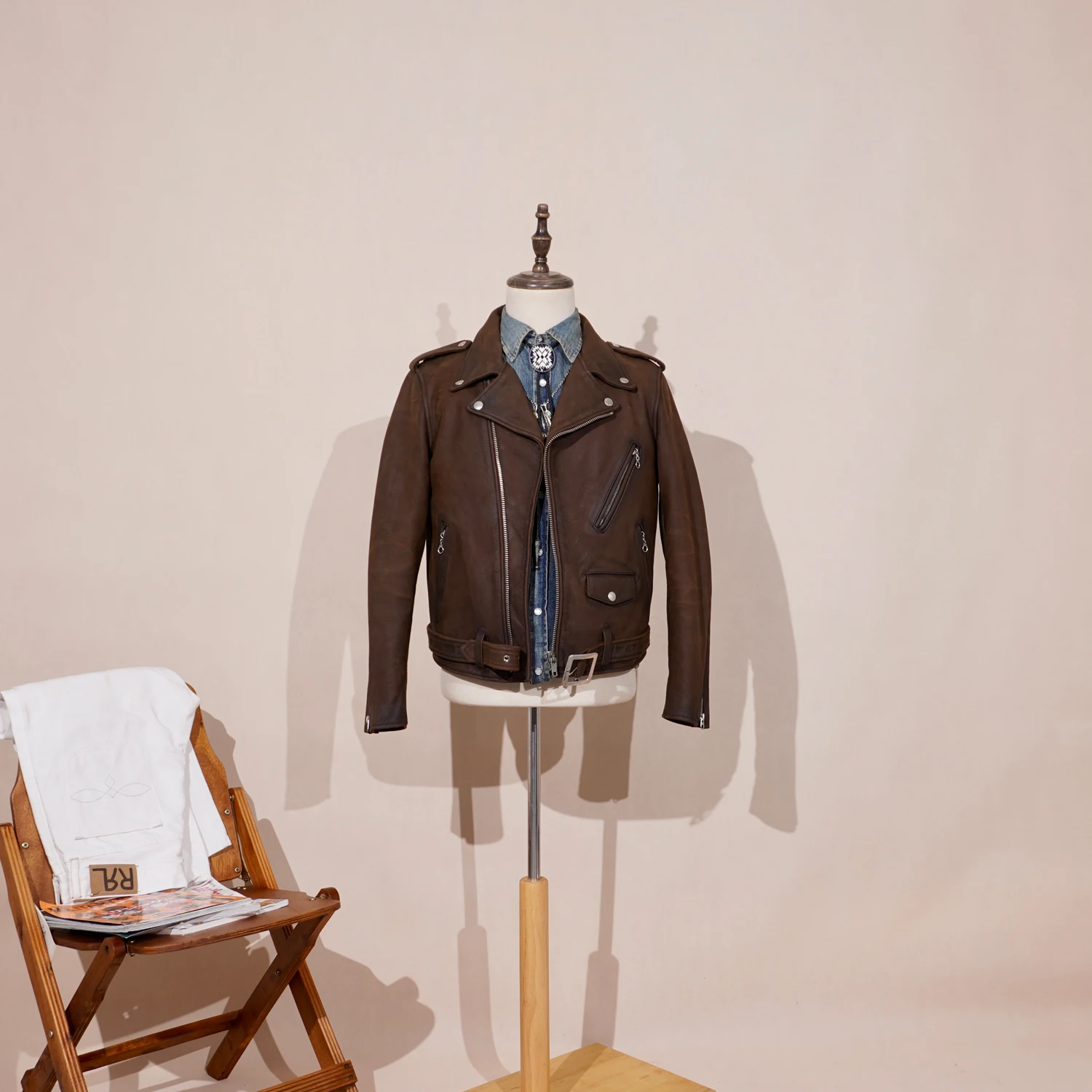 

Мужская кожаная куртка двойного всадника из воловьей кожи Tailor Brando растительного дубления, тяжелая вес 2,0 мм, Handed 613,