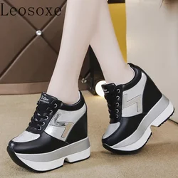 Moda tênis branco feminino plataforma alta sapatos casuais altura aumentar sapatos de couro 10 cm sola grossa formadores tênis esportes