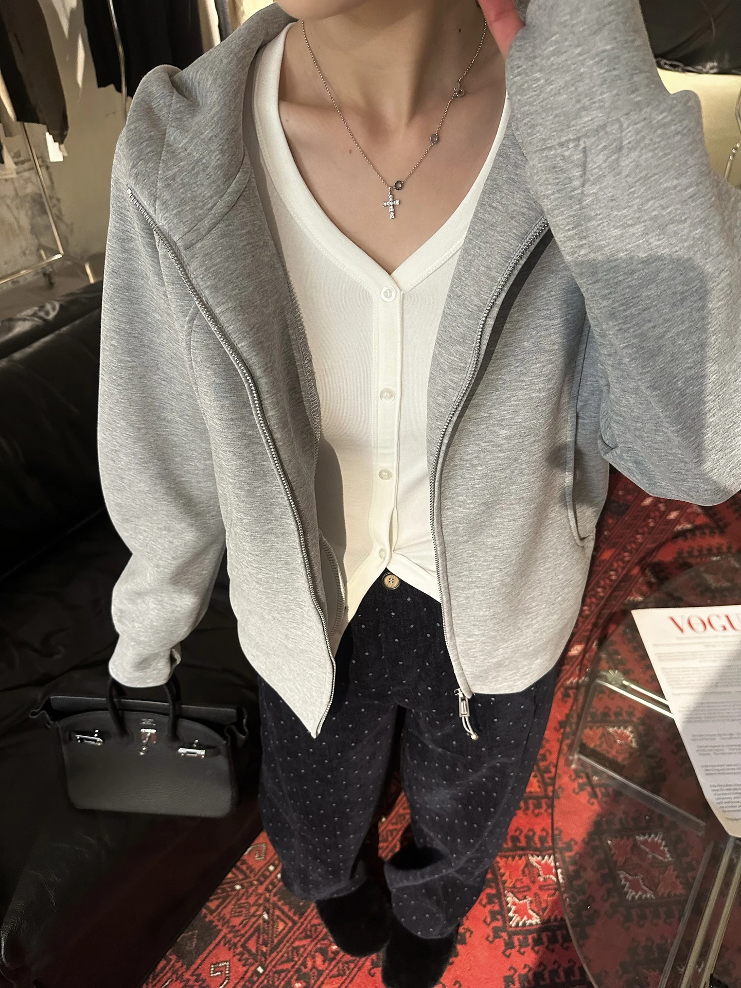 

Женская толстовка на молнии с капюшоном, однотонная, в корейском стиле, повседневная, модная, для студентов и молодежи, маленький размер, весна 2026