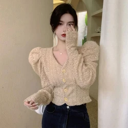 Women Lace Patchwork Shirts Korean Elegant Pearl Slim Long Sleeve Female Blouse Autumn New Chic V Neck Ladies Crop Tops