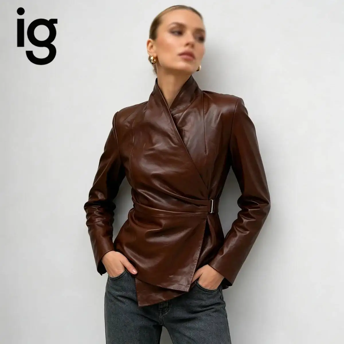 IG נשים חום דמוי עור בלייזר צווארון עמידה עם חגורה